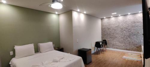 Serra do Cipo Hotel | Cozy Pousada Banana Cipó with Ocean View & Pool Access