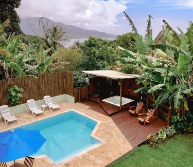 Bexiga Bed & Breakfast | Discover Pousada Banana Verde with Spa and Pool Amenities