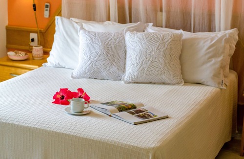 Barra de Ibiraquera Hotel | Discover Pousada Barra Mar: Rated 9.2 with Pool & Ocean View