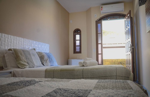 Foguete Hotel | Beachside Retreat: Pousada Beach House with Breakfast Included
