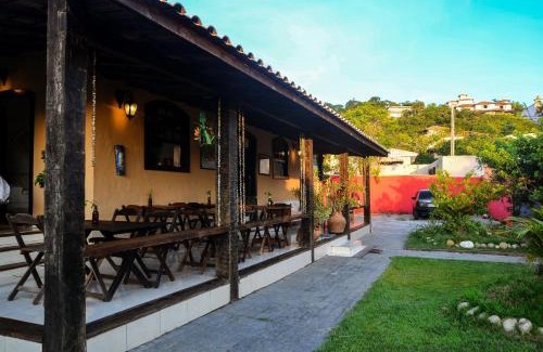 Alto de Buzios Hotel | Pet-Friendly Pousada Bela Casa Geribá with Ocean Views