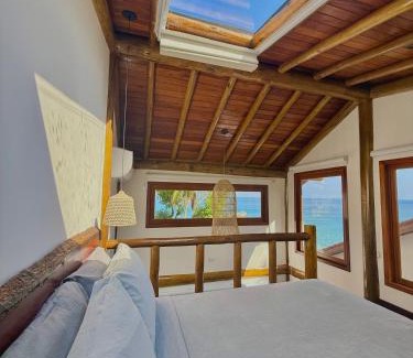 Praia de Aracatiba House | Pousada Belas Águas: Oceanfront Retreat with Perfect Score