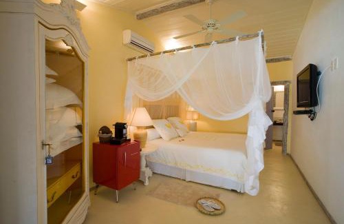 Curuipe Hotel | Discover Pousada Bendito Seja with Ocean Views & Hot Tub