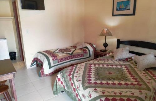 Manguinhos Hotel | Beloved Pousada Blue Moon: Accessible & Family-Friendly Stay