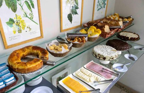 Sao Bento Hotel | Discover Pousada Boulevard: Pet-Friendly with a Pool