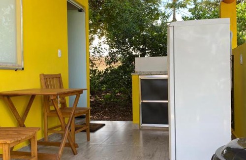 Sao Joao Batista do Gloria House | Chalés Praia Vermelha: Pet-Friendly Retreat with Breakfast