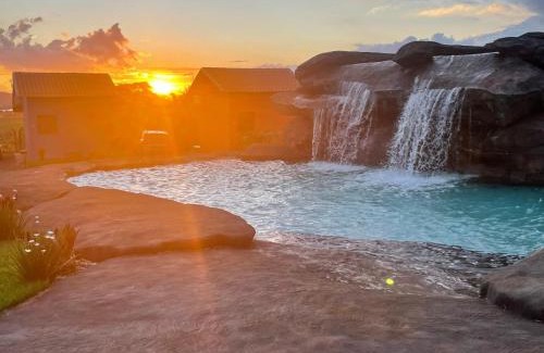 Sao Joao Batista do Gloria Hotel | Pet-Friendly Pousada Pôr do Sol with Breakfast & Family Joy