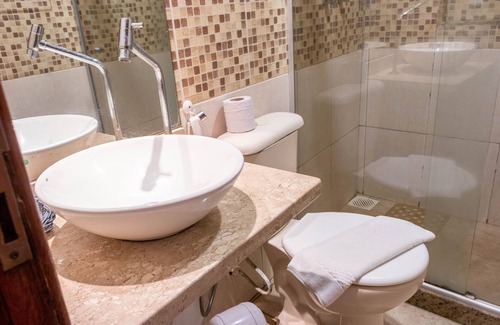 Portal da Ferradura Hotel | Pet-Friendly Pousada Brisas de Buzios with Pool & Spa