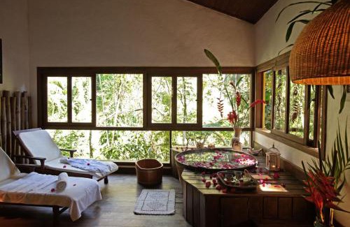 Paraty Hotel | Escape to Pousada e SPA Bromelias: Spa & Oceanfront Bliss