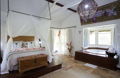 Paraty Hotel | Explore Pousada Bromélias: Oceanfront Bliss & Spa Retreat