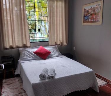 Pontal do Parana Hotel | Pet-Friendly Pousada Cantinho D´Lilica with Ocean Views