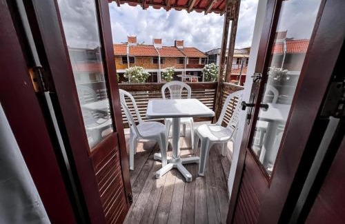 Gaibu Hotel | Enjoy Oceanfront Relaxation at Pousada Caravelas de Pinzón