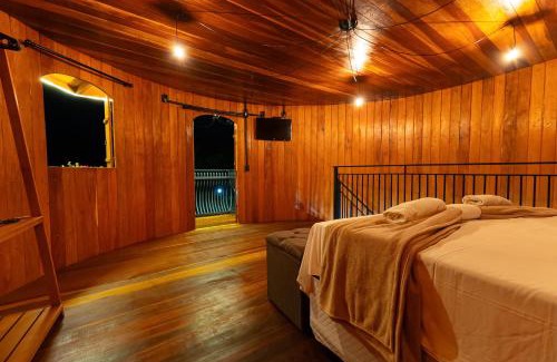 Pirenopolis House | Explore Cachoeira Paraiso: Family-Friendly with Pool Access