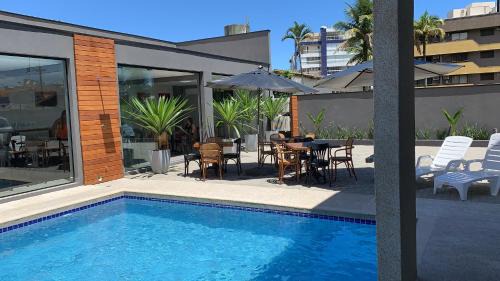 Maitinga Hotel | Family-Friendly Cadiz Pousada with Ocean View & Pool