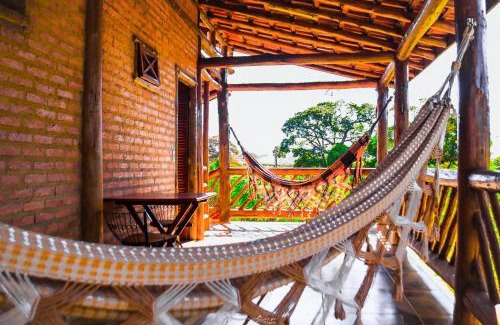 Campos Gerais Hotel | Inviting Pousada Café da Roça: Pet-Friendly Retreat