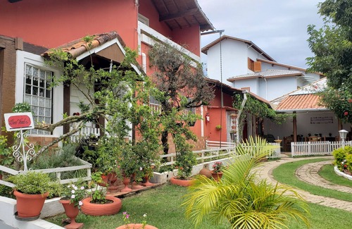 Cunha Hotel | Top-Rated Pousada Calu with Breakfast & Family-Friendly Perks