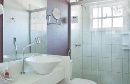 Sao Sebastiao Hotel | Discover Pousada Camburioca: Ocean View & Spa Retreat
