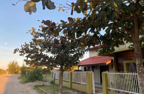 Garopaba Hotel | Beachfront Bliss at Pousada Caminho do Mar in Madhouze