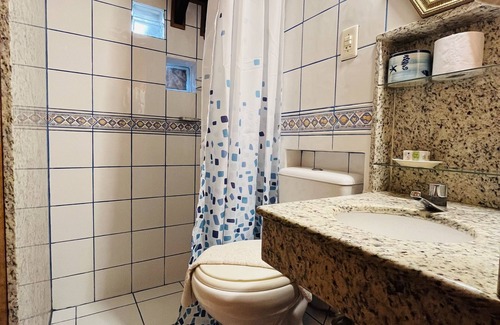 Canasvieiras Hotel | Experience Bliss at Pousada Canajurê - Rated 10/10