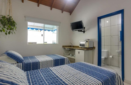 Bombas Hotel | Pet-Friendly Pousada Canario Azul with Ocean View & Breakfast