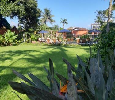 Agua Branca Hotel | Idyllic Canoa Caiçara Pousada in Ilhabela with Ocean View