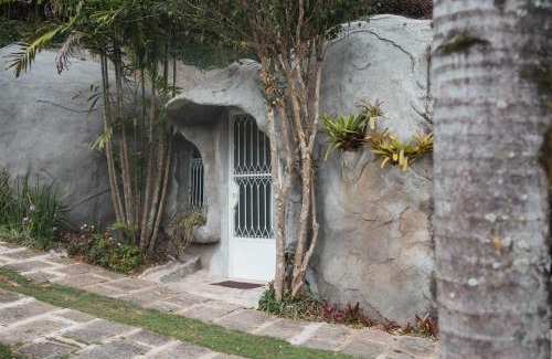 Itaipava Hotel | Experience Pousada Cantagalo: Oceanfront Bliss Awaits