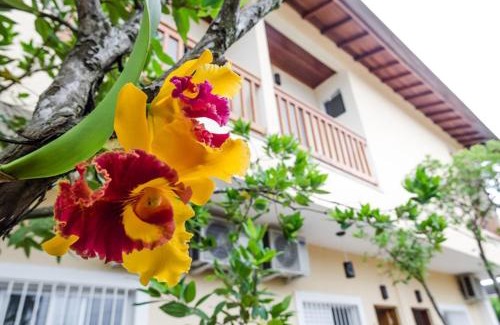 Vila Clais Hotel | Beautiful Pousada Canto da Praça with Ocean Views