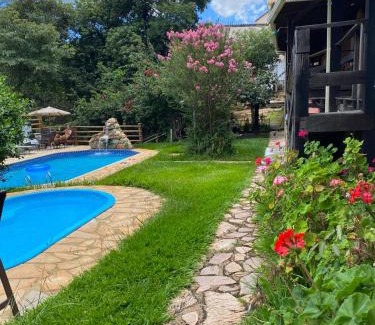 Santana do Riacho Hotel | Relax at Pousada Canto das Aguas with Oceanfront Views