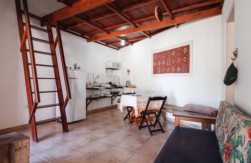Itamambuca Hotel | Rated 10/10: Pousada Canto do Dado with Family-Friendly Perks