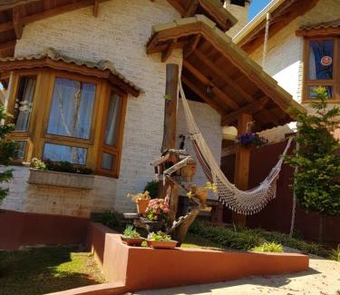 Monte Verde Hotel | Top-Rated Pousada Canto do Sabiá with Hot Tub & Breakfast