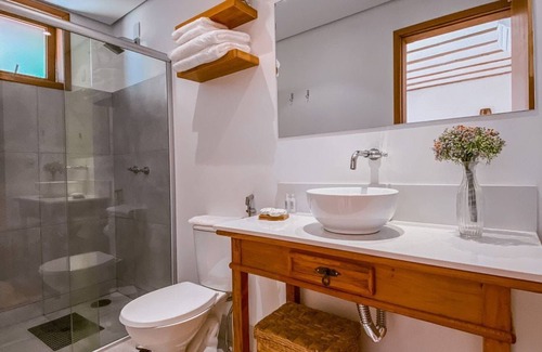 Rifaina Hotel | Relax at Pousada Caraíba: Pool, Spa & Family-Friendly Stay
