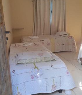 Meaipe Hotel | Inviting Pousada Caravelas: Pet Friendly with Ocean Views