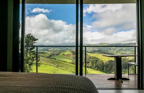 Cunha House | Discover Pousada Casa Bambu: 4-Star with Top Amenities