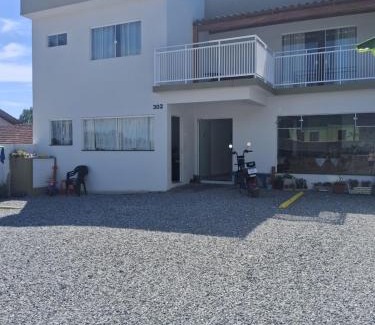 Praia da Armacao do Itapocoroi Hotel | Explore Casa da Amizade Pousada near Beto Carrero, 10/10 Rated