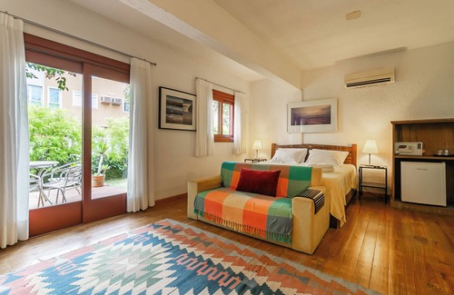 Lagoa da Conceicao Hotel | Discover Relaxation at Pousada Casa da Lagoa - Guest Rated 9.8