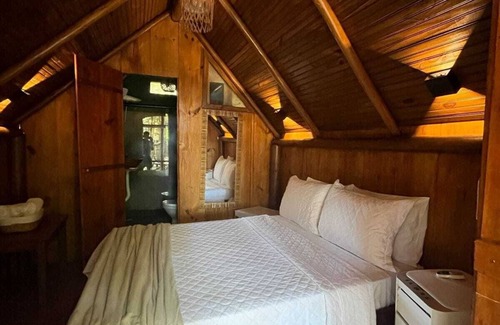 Arraial d'Ajuda Hotel | Pousada Casa de Sapê: Guest Rated 10/10 with Pool & Spa
