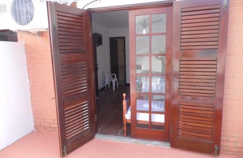 Rio das Ostras Hotel | Oceanfront Haven: Pousada Casa dos Sonhos Awaits You