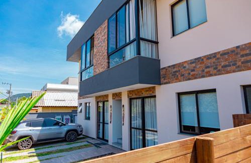 Campeche Hotel | Pet-Friendly Pousada Casa Garuda with 9/10 Guest Rating