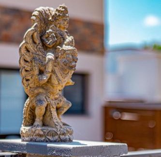 Campeche Hotel | Pet-Friendly Pousada Casa Garuda with 9/10 Guest Rating
