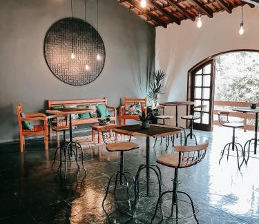 Quitandinha Hotel | Discover Pousada Casa Recanto da Serra with Ocean View Pool