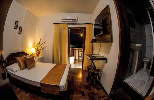 Amizade Hotel | Relaxing Retreat at Pousada Casarão with Spa & Dining