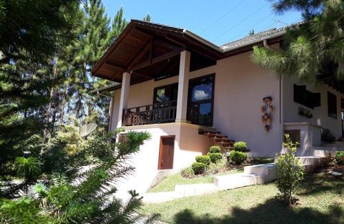 Pomerode Hotel | Pet-Friendly Pousada Casarão Gastehaus with Pool Access