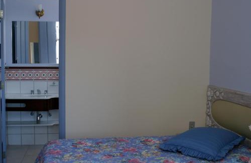 Cristina Hotel | Top-Rated Family-Friendly Stay at Pousada Casarão Noronha