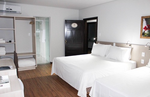 Pomerode Hotel | Discover Pousada Casarão Schmidt: Pool, Spa & Breakfast Awaits