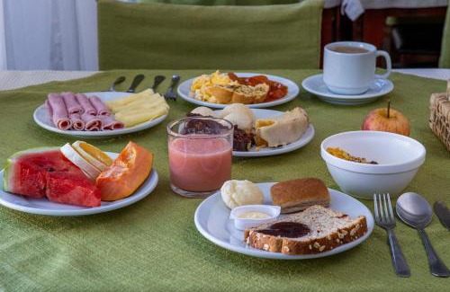 Praia de Barequecaba Hotel | Discover Pousada Castelinho: Guest Rated 8.2 & Pet Friendly