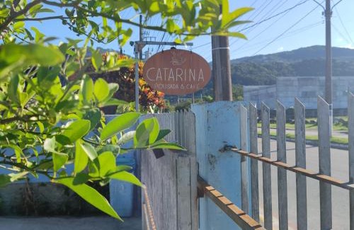 Rio Caveiras Hotel | Discover Pousada Catarina: Pet-Friendly Getaway Awaits