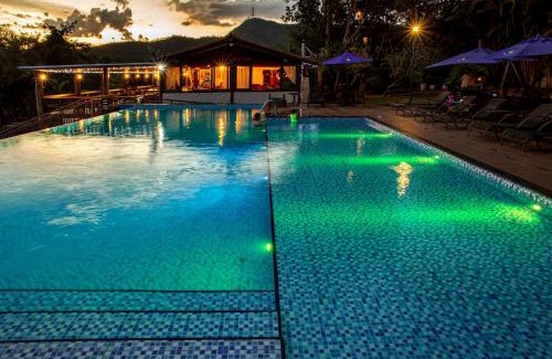 Pirenopolis Hotel | Unwind at Pousada Cavaleiro dos Pireneus with Spa & Ocean Views