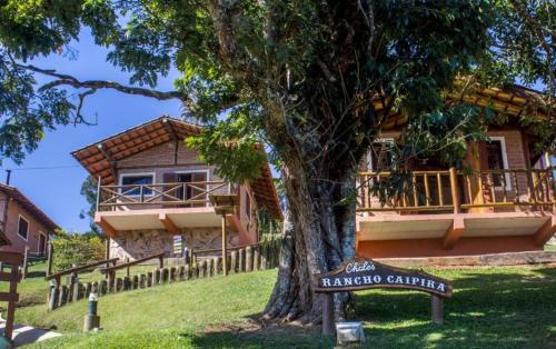Santo Antonio do Pinhal Hotel | Inviting Pousada Chales Rancho Caipira with Breakfast Included