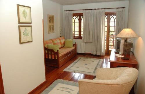 Jardim Andira Hotel | Family-Friendly Retreat at Pousada Chablis - Rated 9/10