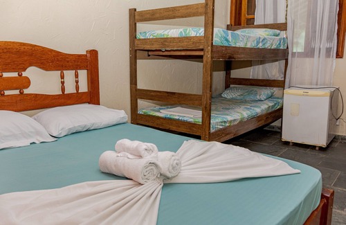 Jardim Samambaia Hotel | Top-Rated Pousada Chalé do Beija-flor: Family-Friendly Stay